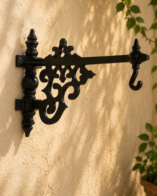 Classic Wall Plant Hanger