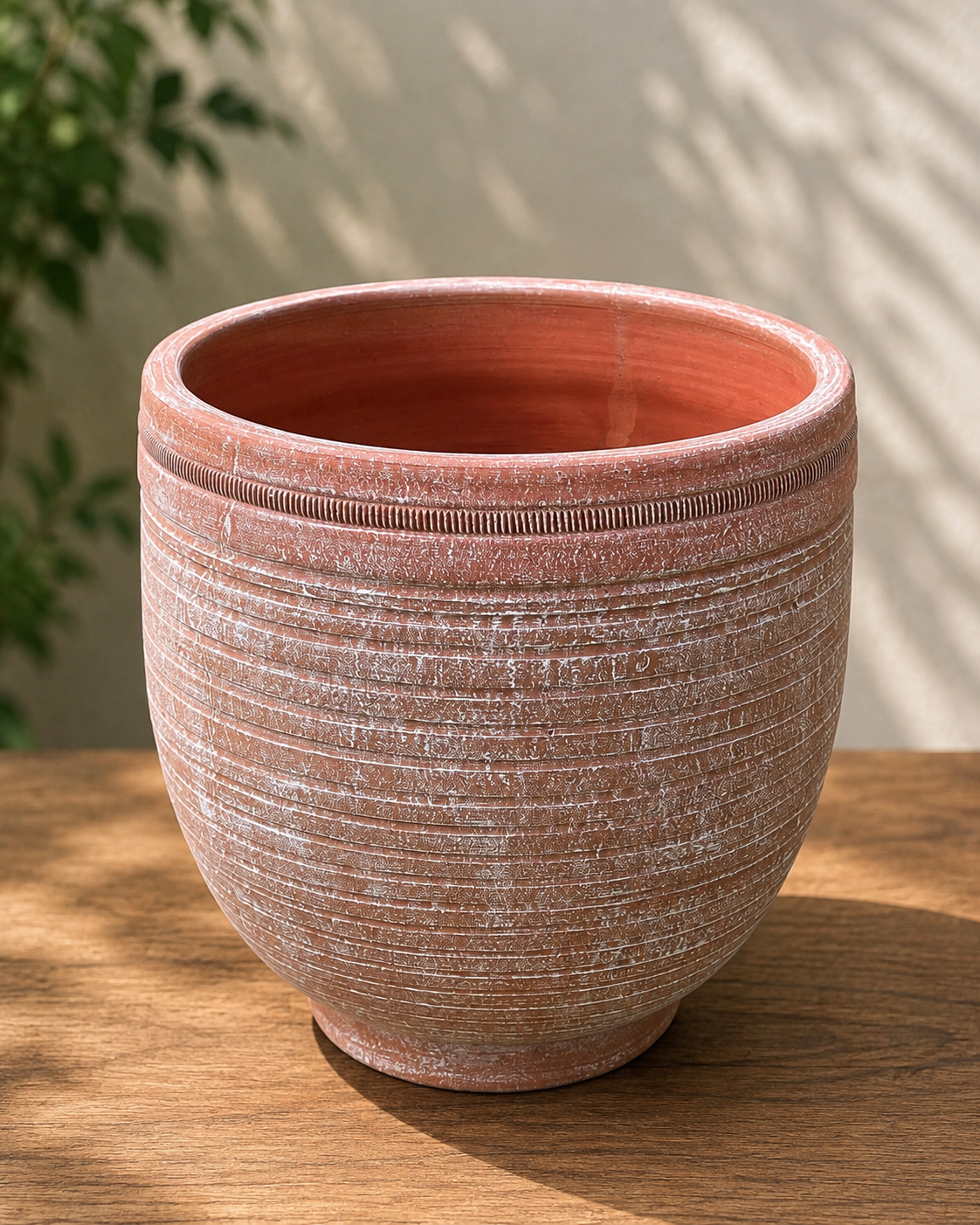 Open Ribbed T:erracotta Planter